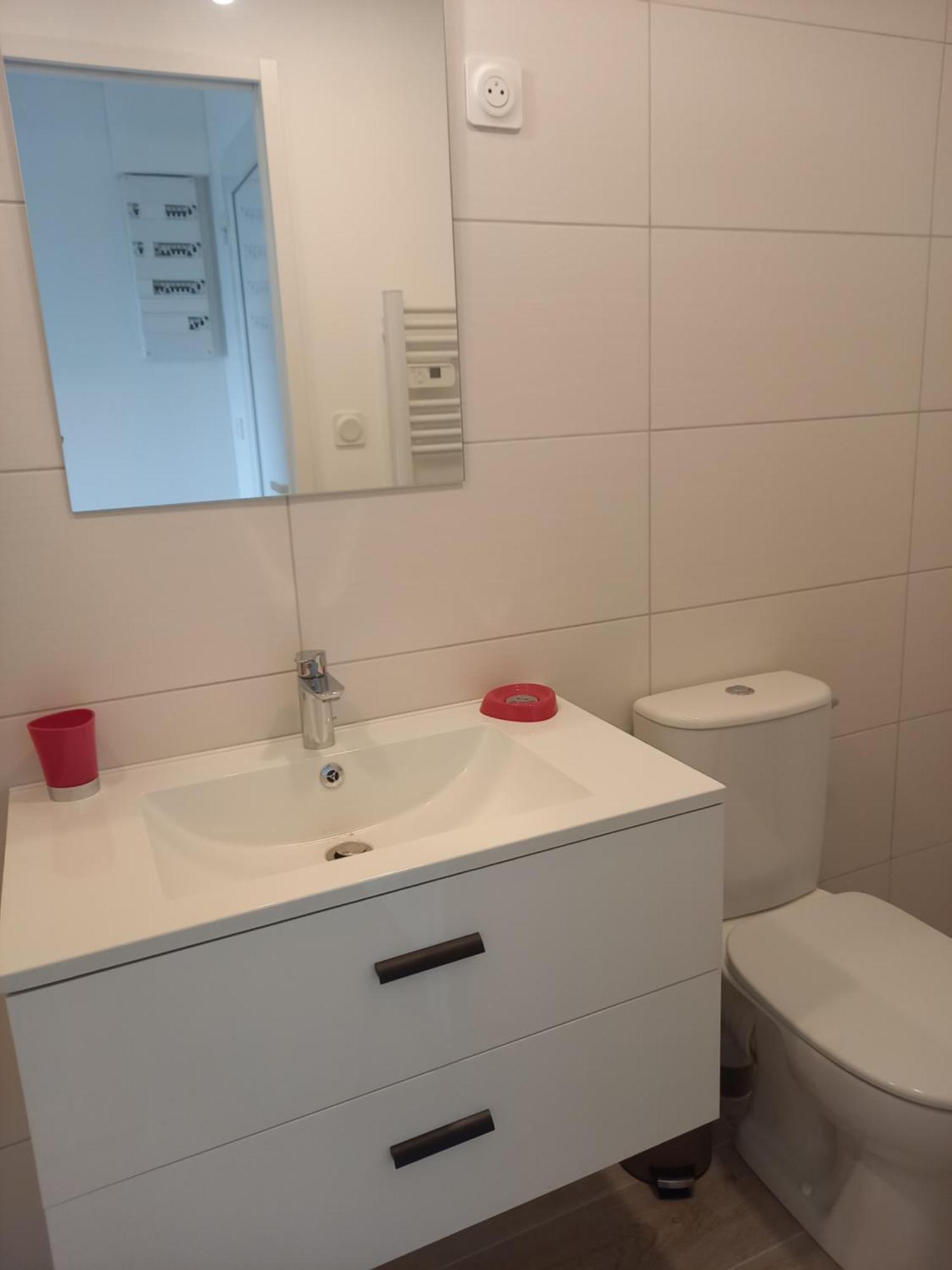 Chambre Tout Confort Бенак-е-Казнак Екстериор снимка